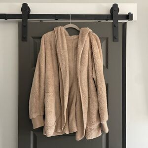 Hooded Fleece Wrap 